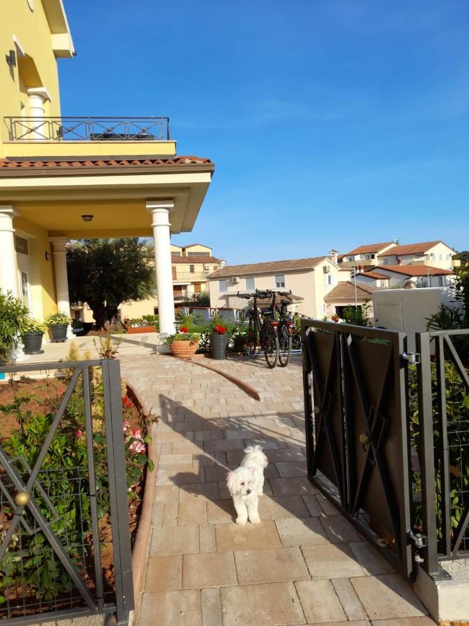 Villa Istriana Liznjan Bagian luar foto