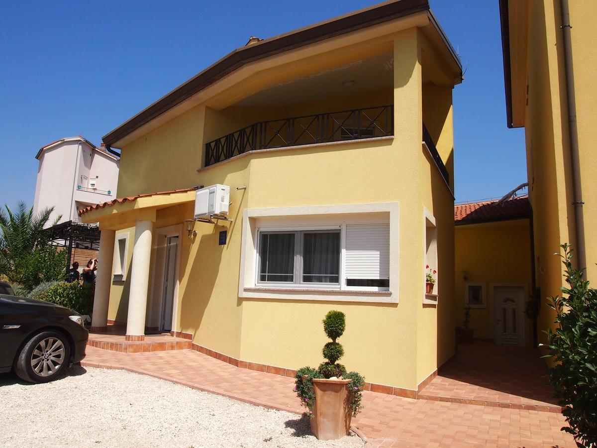 Villa Istriana Liznjan Bagian luar foto